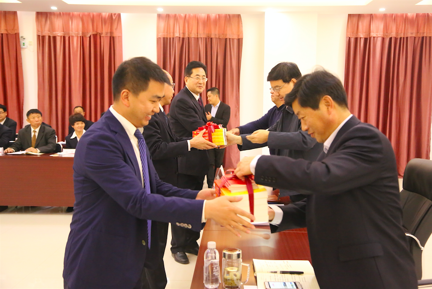 關(guān)于印發(fā)《學習宣傳貫徹黨的十九大精神實施方案》的通知